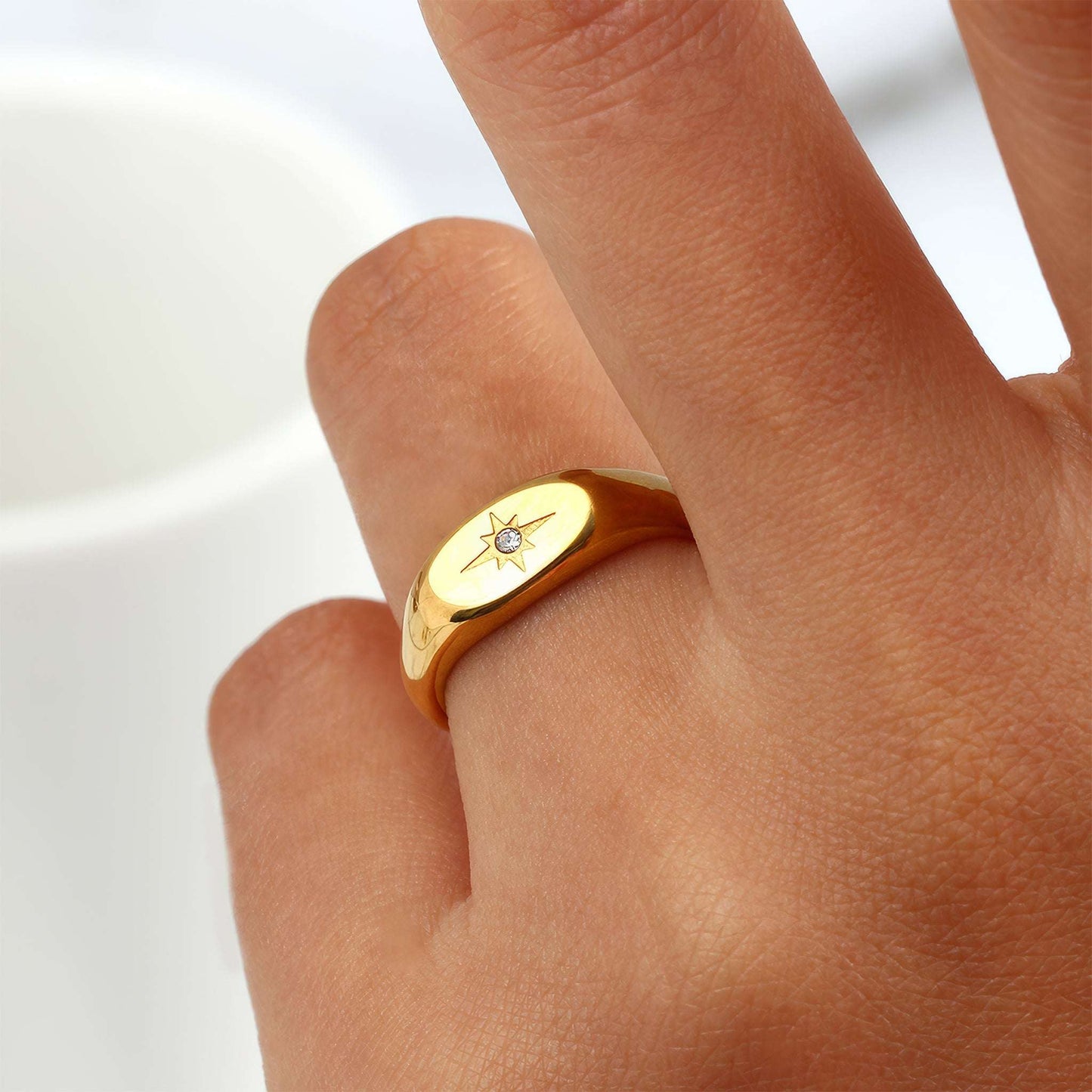 Oval Star Zircon Ring - Gold - Detail View - Ohh Glam