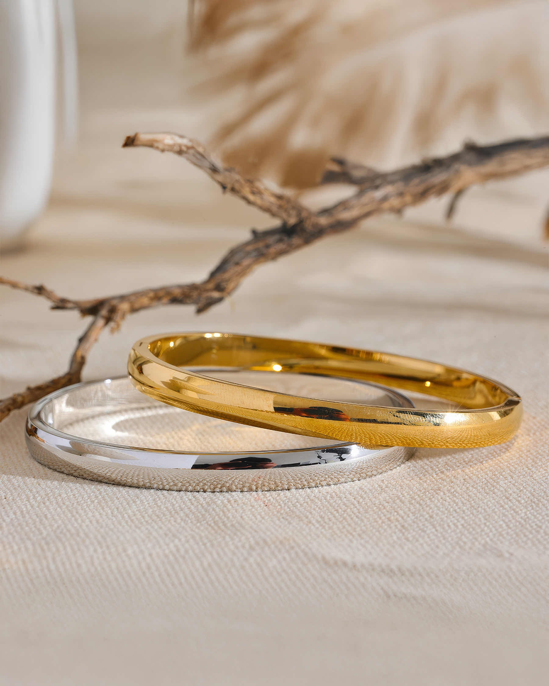 Aurelia Minimalist Bangle - Gold - Side View - Ohh Glam