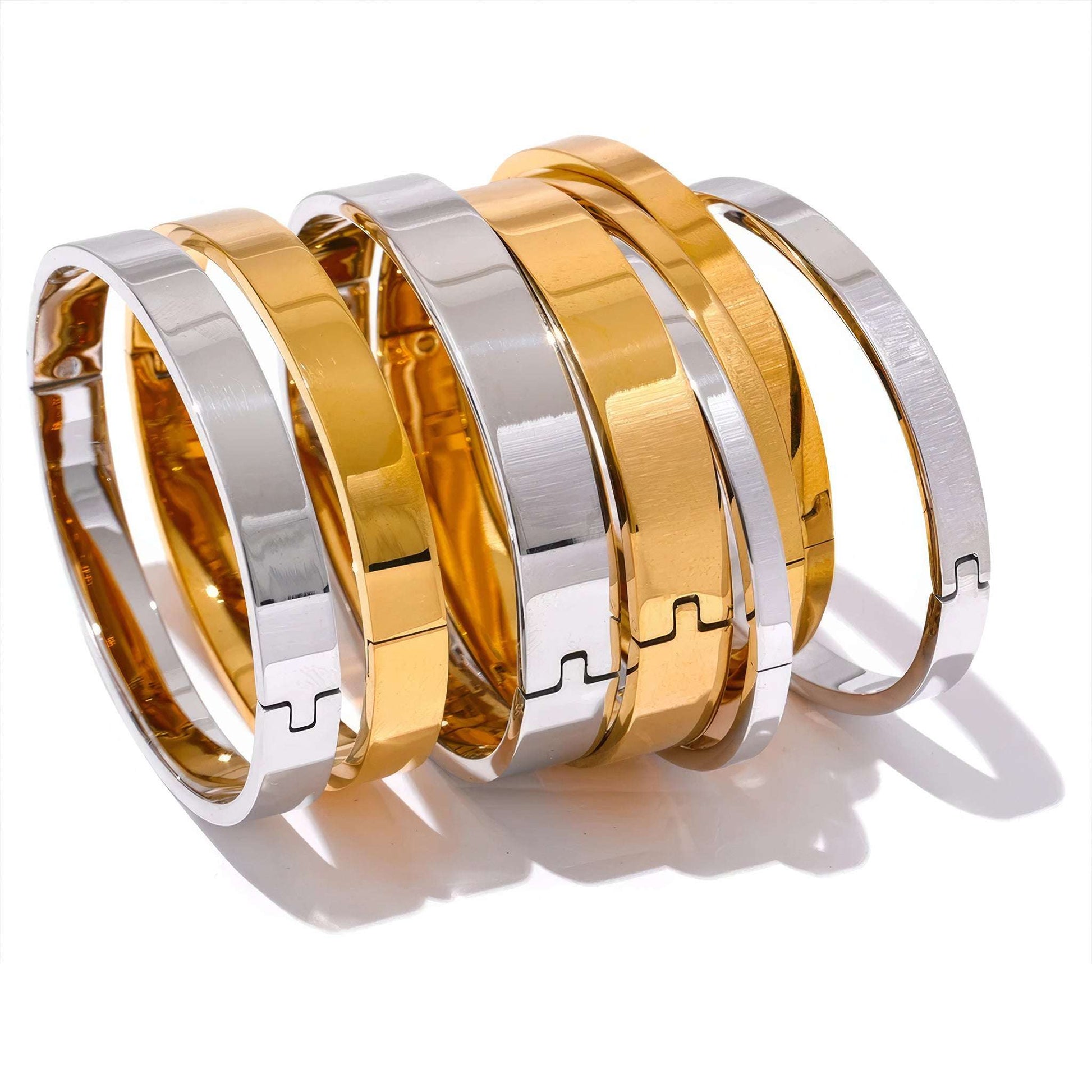 Verona Classic Bangle | Large Fit - Gold - Additional View - Ohh Glam