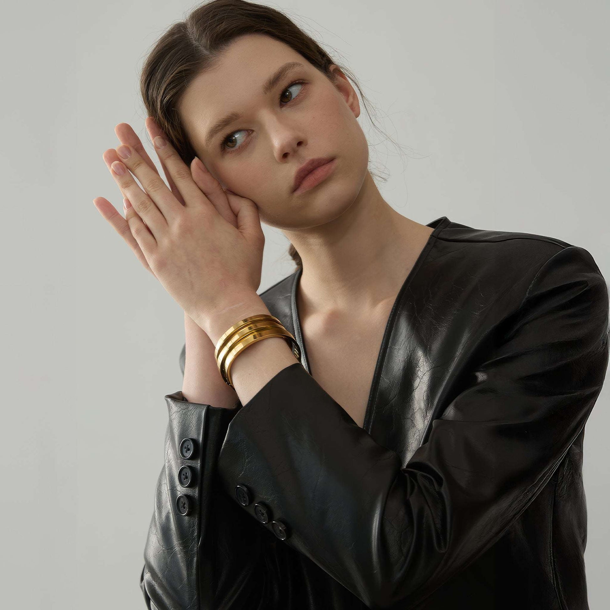Verona Classic Bangle | Large Fit - Gold - Additional View - Ohh Glam