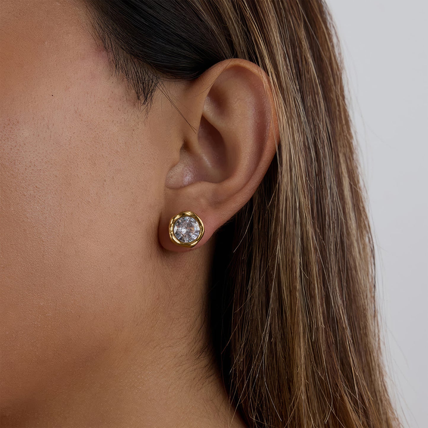 LUXE Crystal Studs - Gold - Detail View - Ohh Glam