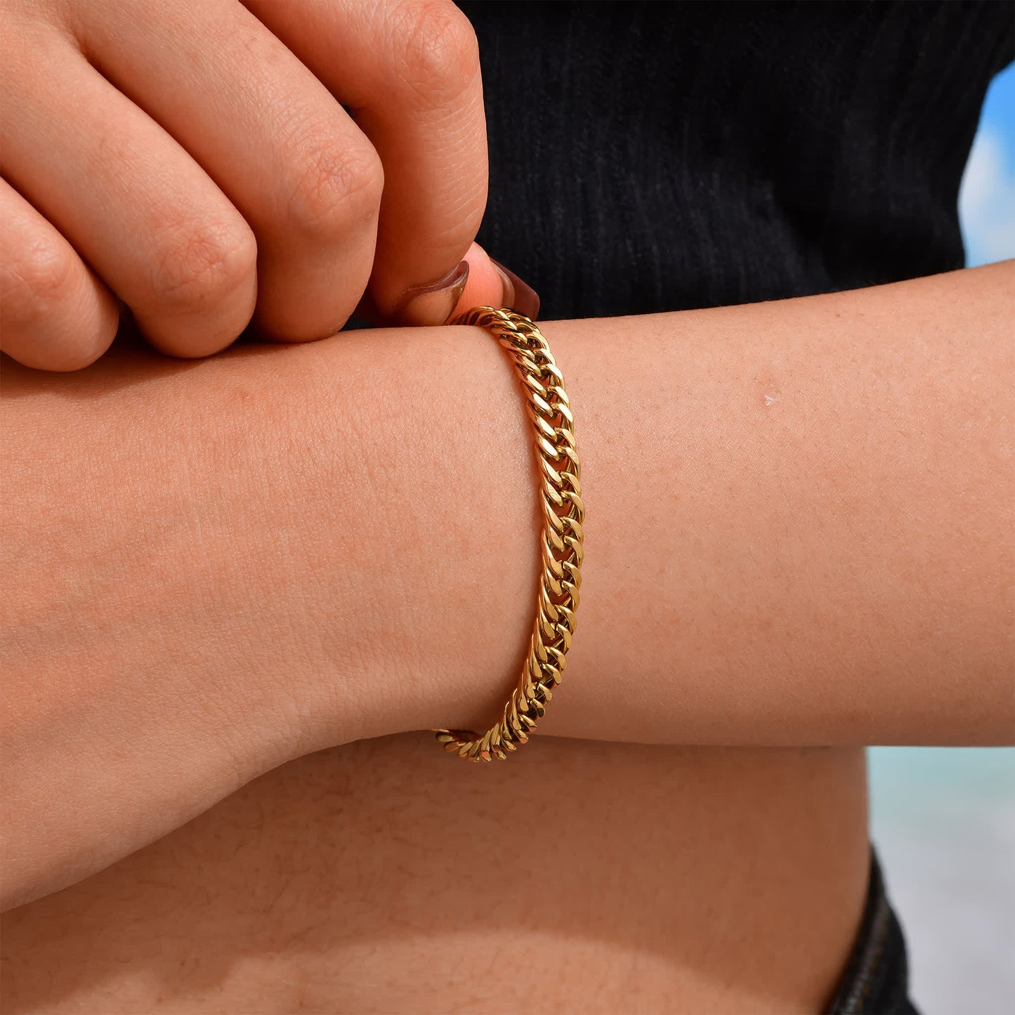 LEGACY Cuban Link Bracelet - Gold - Additional View - Ohh Glam