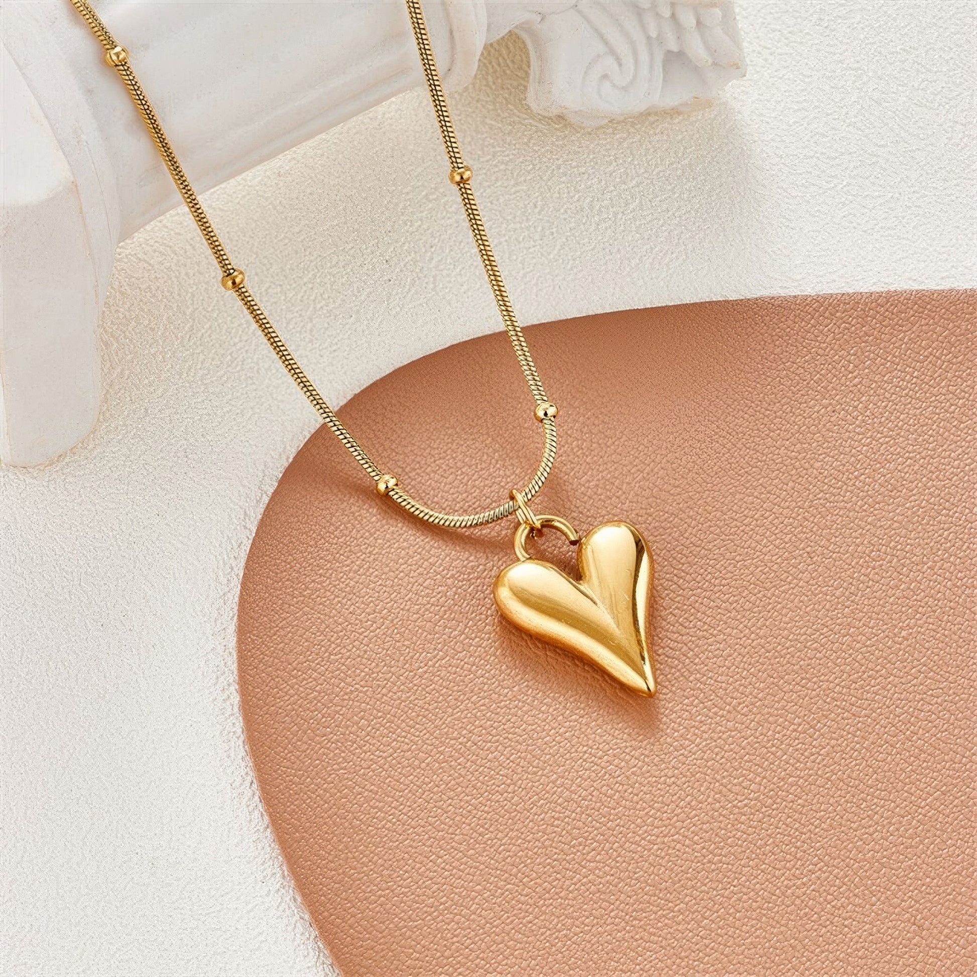 Modern Heart Pendant - Gold - Detail View - Ohh Glam