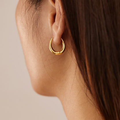 PARISIAN Oval Hoops - Gold - Detail View - Ohh Glam