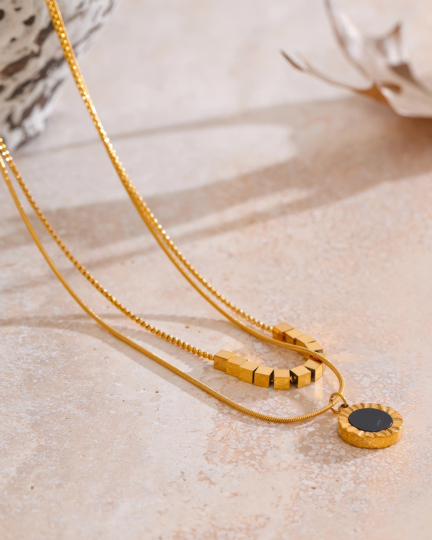 SHELLY Pendant Necklace - Gold - Detail View - Ohh Glam