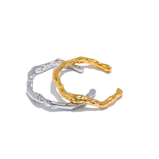 SOLEIL Hammered Cuff Bracelet - Ohh Glam