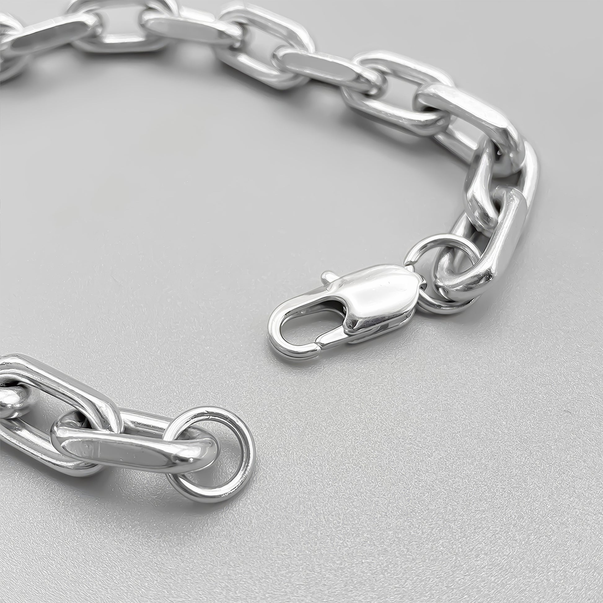 TITAN Cuban Link Bracelet - Gold - Additional View - Ohh Glam